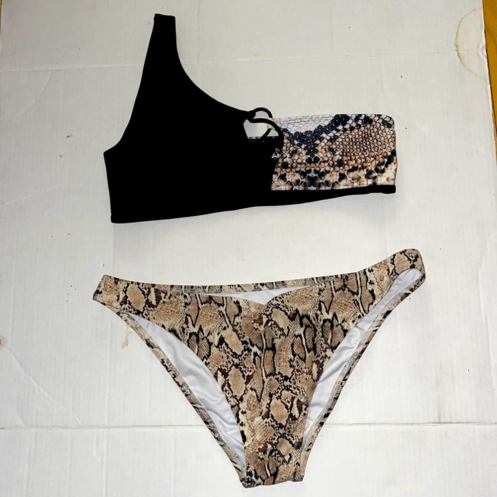 SHADE & SHORE  SWIMSUIT BIKINI SETS